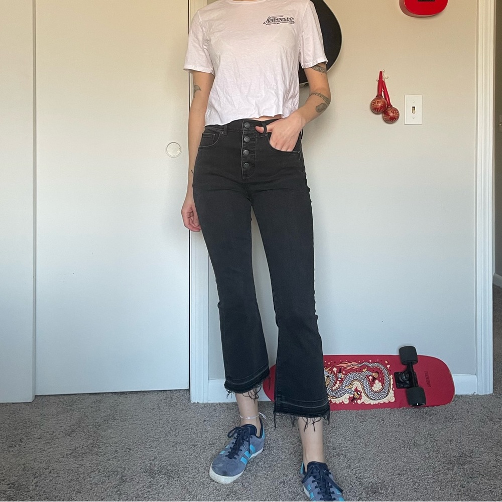 LOFT slim pockets cropped jeans